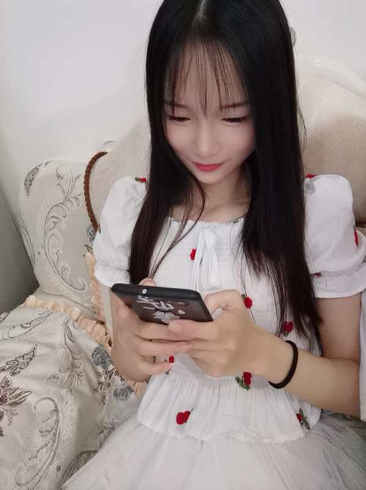 性感小妹身材不错